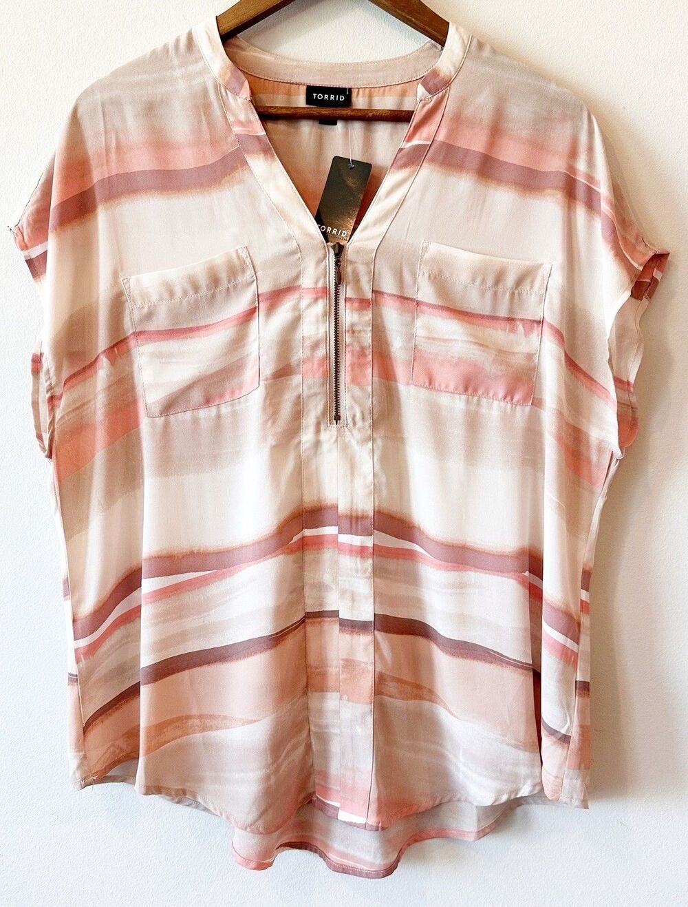 Torrid Georgette Artist Stripe Zip Front Blouse Size 00 M/L NWT